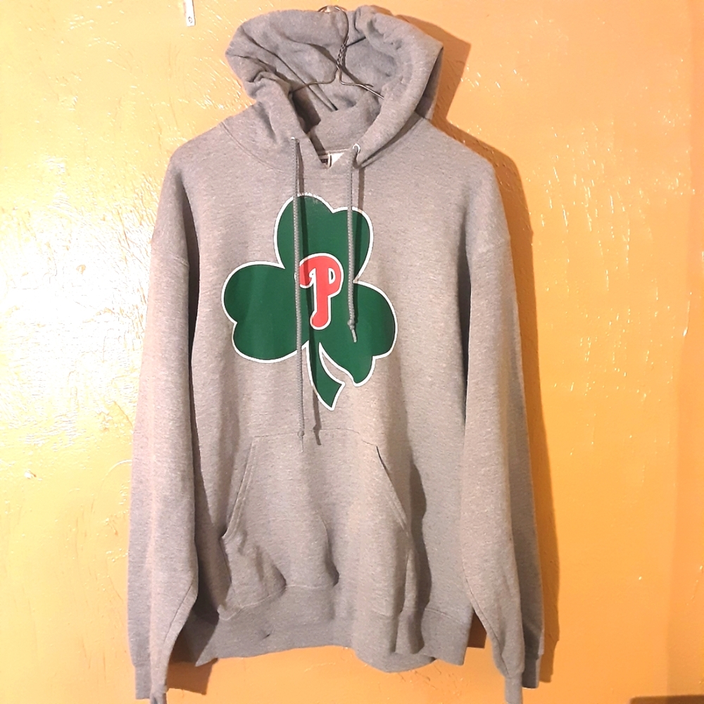 Jerzees Gray Hoodie with Green Clover Design Size Larg3